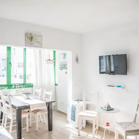 La Orilla Just 10 Steps From The Ocean *