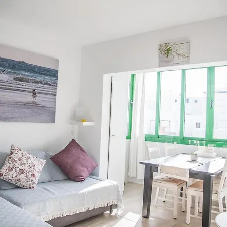 La Orilla Just 10 Steps From The Ocean Famara